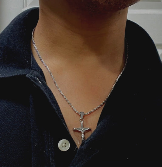 Diamond-Cut Crucifix Cross Pendant with Rope Chain in 14K White Gold – 22" - Unisex